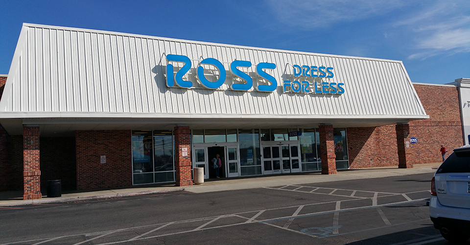 Ferry Pass Plaza AlbaneseCormier